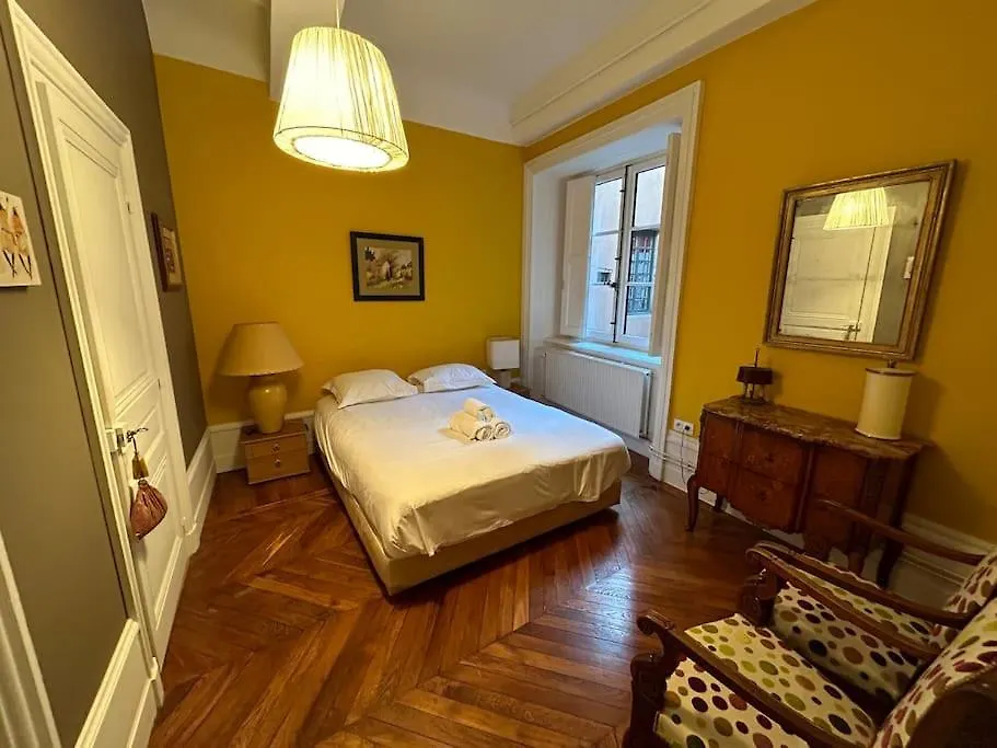 Les 24 Colonnes Apartment Lyon