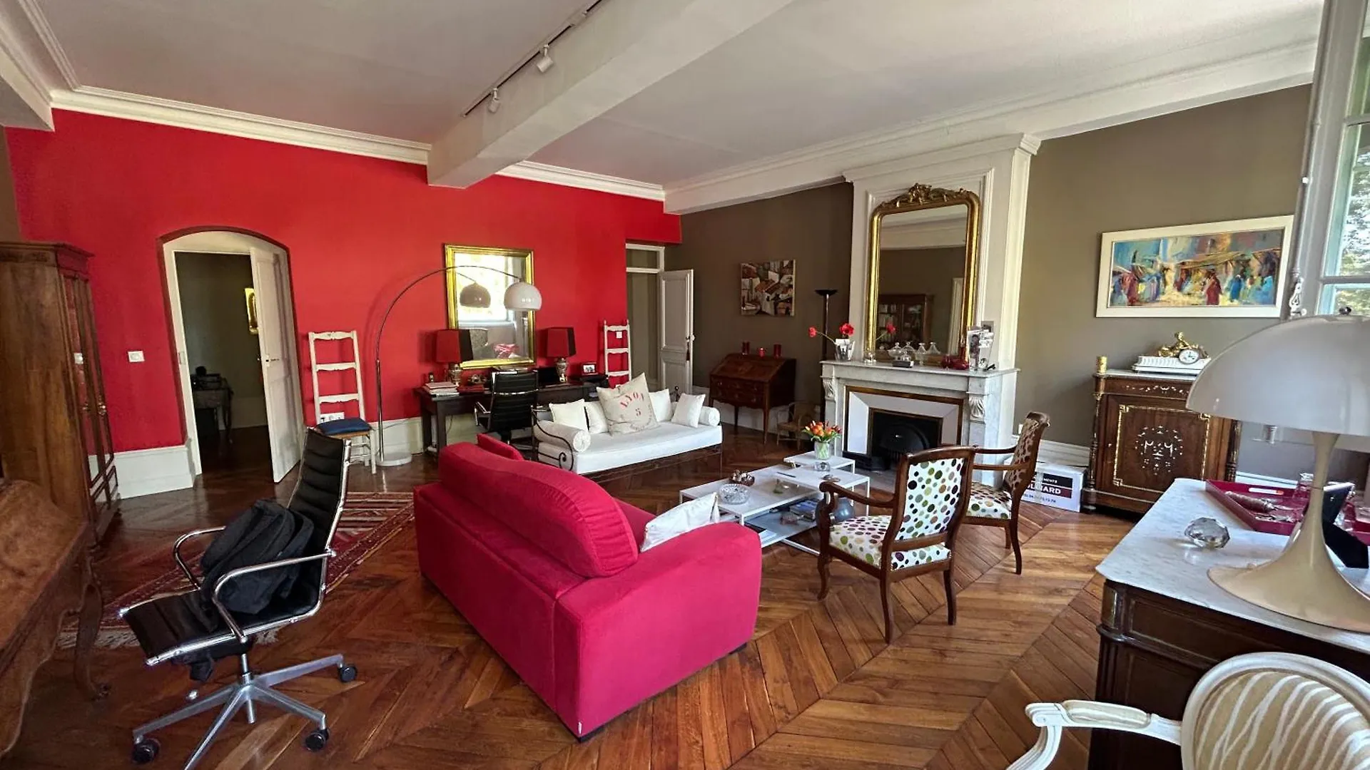 Les 24 Colonnes Apartment Lyon 0*,  France